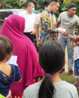 PT VDNIP Beri Bantuan Kepada Warga Tak Mampu di Awal Tahun